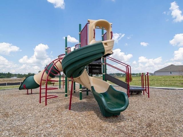 2586 Kingman Drive, Whitestown, IN 46075