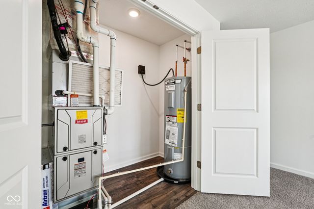 2586 Kingman Drive, Whitestown, IN 46075