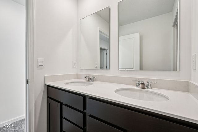 2586 Kingman Drive, Whitestown, IN 46075