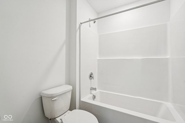 2586 Kingman Drive, Whitestown, IN 46075