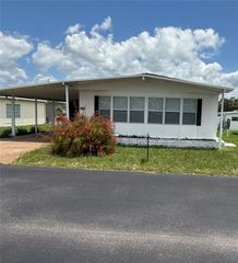 37832 MADEIRA AVENUE, Zephyrhills, FL 33541
