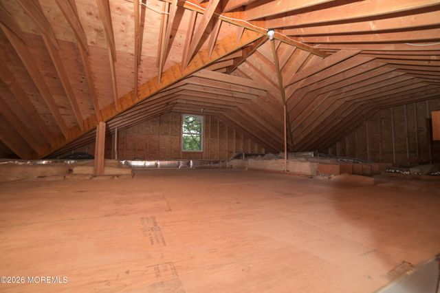 128 Center Avenue, Leonardo, NJ 07737