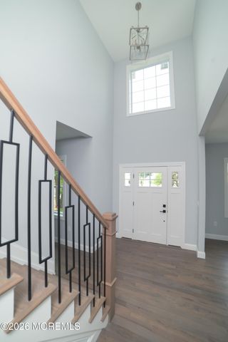 128 Center Avenue, Leonardo, NJ 07737