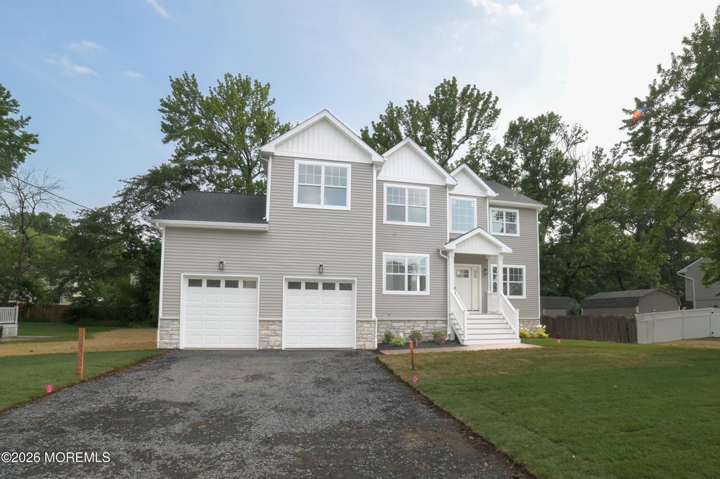 128 Center Avenue, Leonardo, NJ 07737