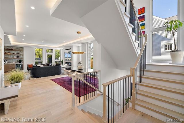 864 Ann Street, Birmingham, MI 48009