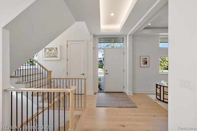 864 Ann Street, Birmingham, MI 48009