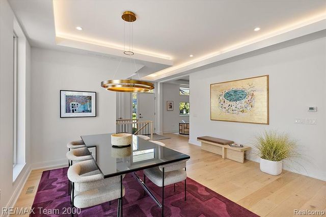 864 Ann Street, Birmingham, MI 48009