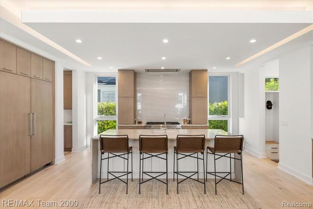 864 Ann Street, Birmingham, MI 48009