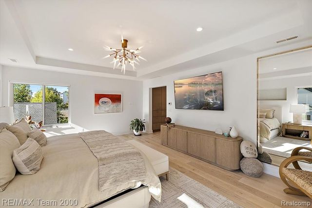 864 Ann Street, Birmingham, MI 48009