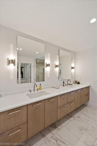 864 Ann Street, Birmingham, MI 48009