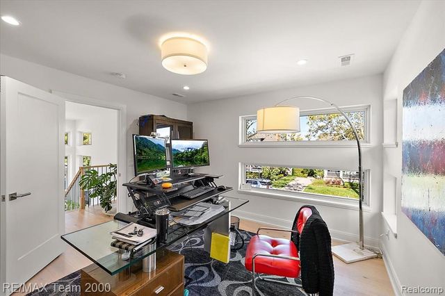 864 Ann Street, Birmingham, MI 48009