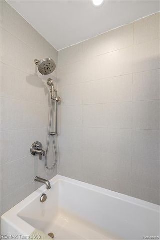 864 Ann Street, Birmingham, MI 48009