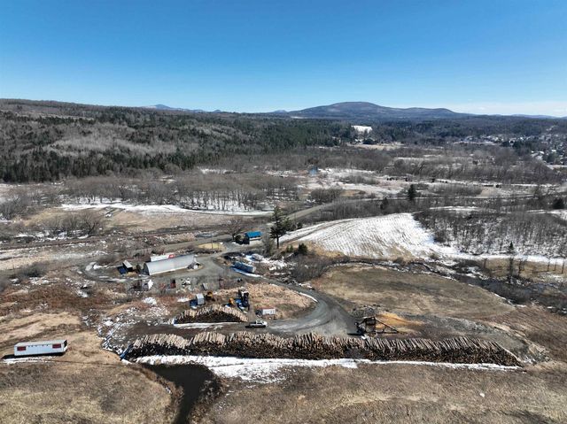 109 River Road, Irasburg, VT 05845