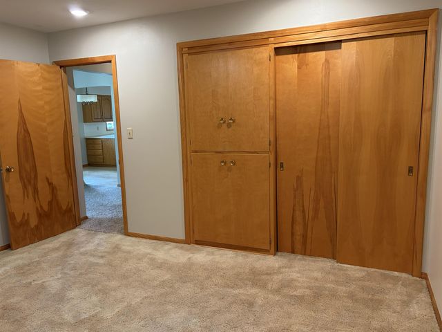 803 S Adams Street, Wellsburg, IA 50680