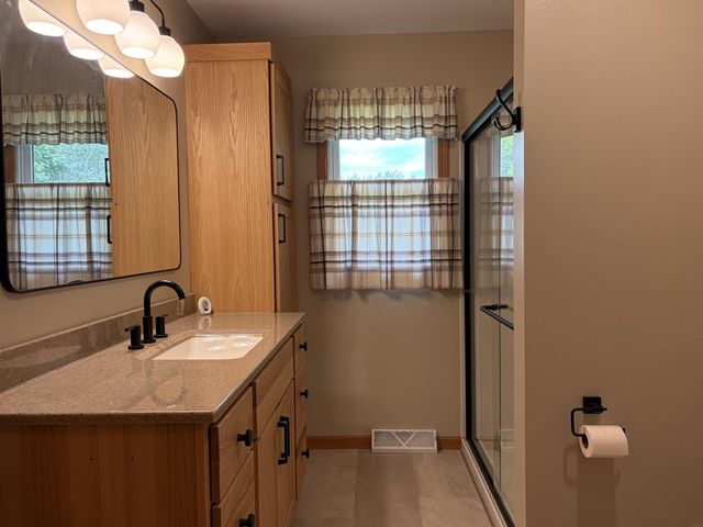 803 S Adams Street, Wellsburg, IA 50680