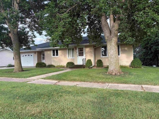 803 S Adams Street, Wellsburg, IA 50680