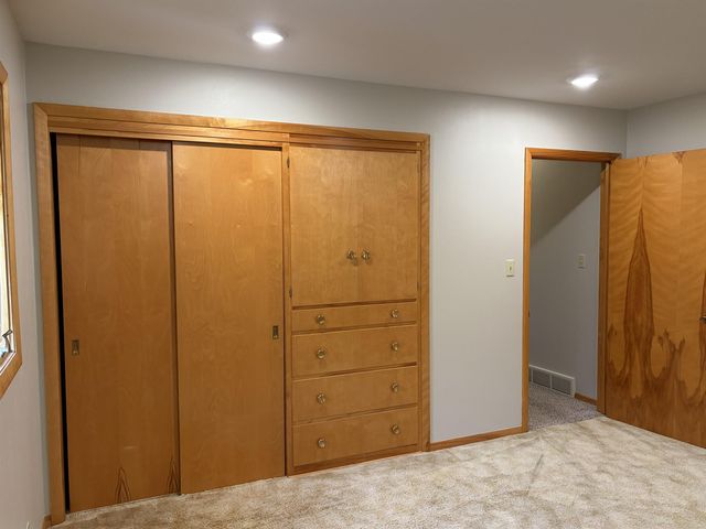 803 S Adams Street, Wellsburg, IA 50680