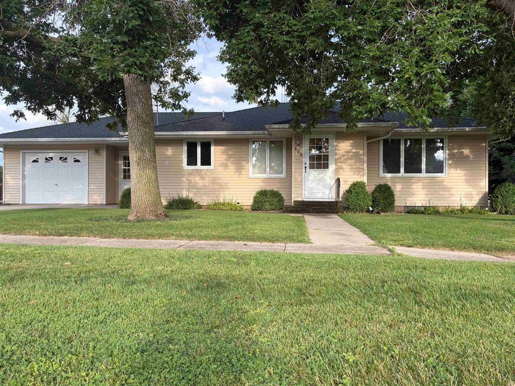 803 S Adams Street, Wellsburg, IA 50680