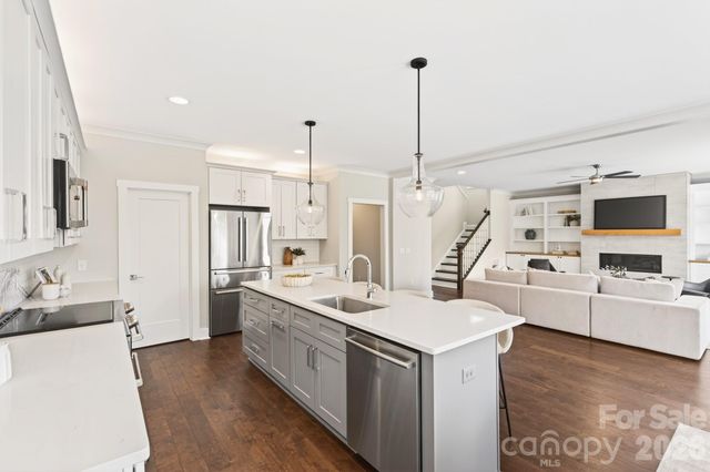 1316 Ordermore Avenue, Charlotte, NC 28203