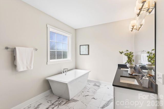 1316 Ordermore Avenue, Charlotte, NC 28203