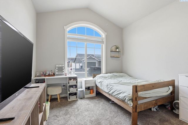 104 Bravo Street, Moxee City, WA 98936