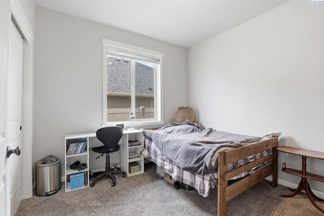 104 Bravo Street, Moxee City, WA 98936