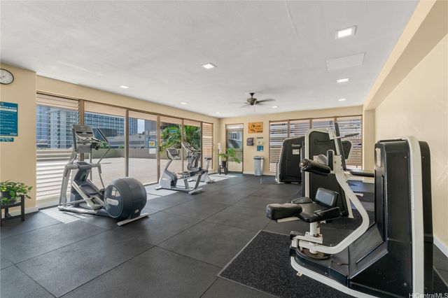 2240 Kuhio Avenue 3007, Honolulu, HI 96815