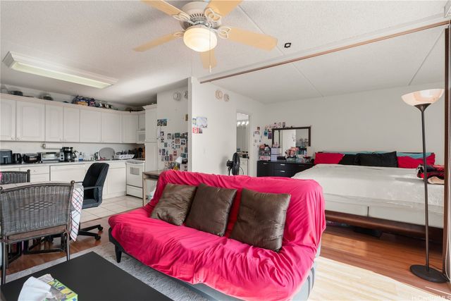 2240 Kuhio Avenue 3007, Honolulu, HI 96815