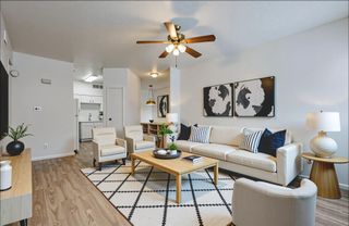 2021 Spenwick Drive 110, Houston, TX 77055