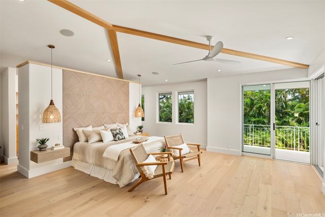 4670 Kahala Avenue, Honolulu, HI 96816