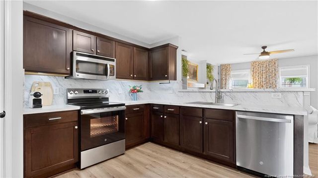 35 Parkview Lane, Lillington, NC 27546