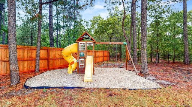 35 Parkview Lane, Lillington, NC 27546