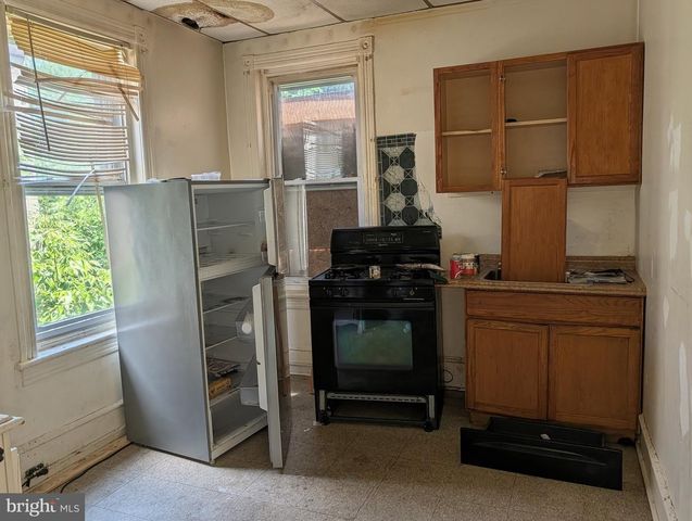 1170 KAIGHN AVE, Camden, NJ 08103