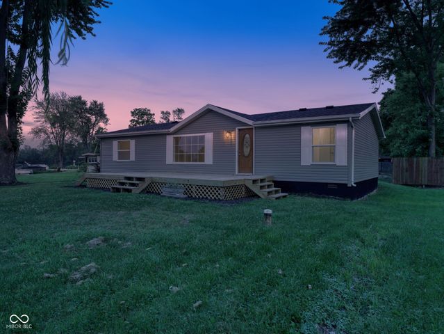 650 S Wildwood Drive, Cromwell, IN 46732