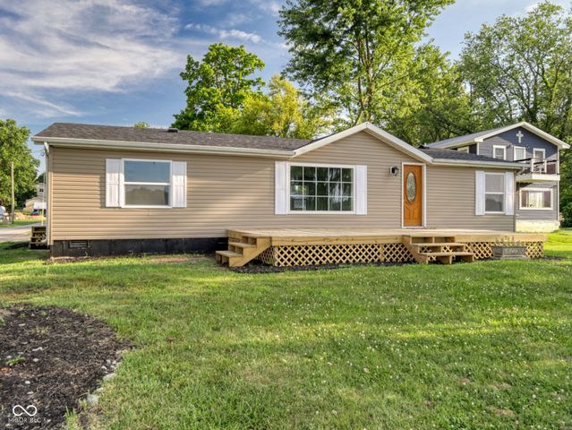 650 S Wildwood Drive, Cromwell, IN 46732