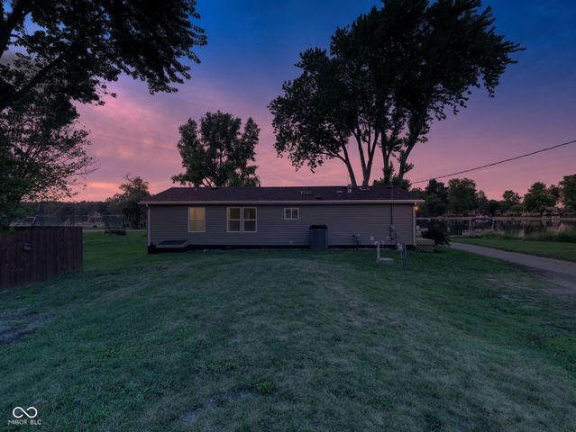 650 S Wildwood Drive, Cromwell, IN 46732