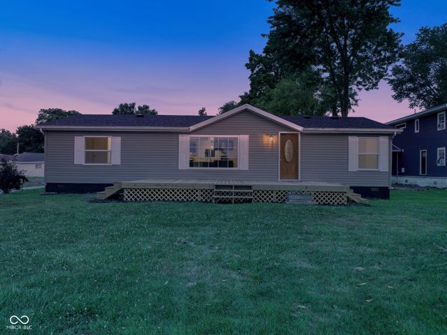 650 S Wildwood Drive, Cromwell, IN 46732