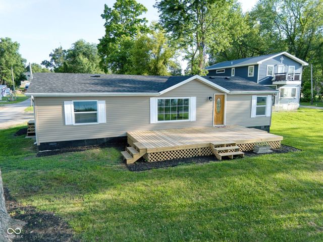 650 S Wildwood Drive, Cromwell, IN 46732