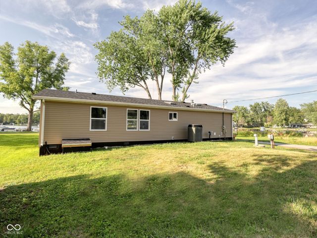 650 S Wildwood Drive, Cromwell, IN 46732