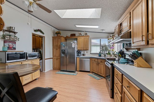 104 Hart Circle, Shady Cove, OR 97539