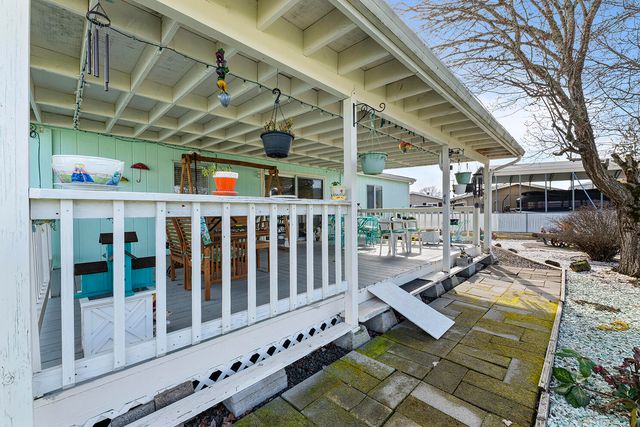 104 Hart Circle, Shady Cove, OR 97539