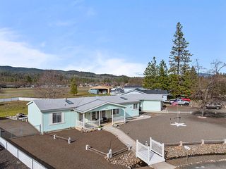 104 Hart Circle, Shady Cove, OR 97539