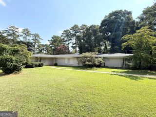 802 Kenilworth Circle, Stone Mountain, GA 30083
