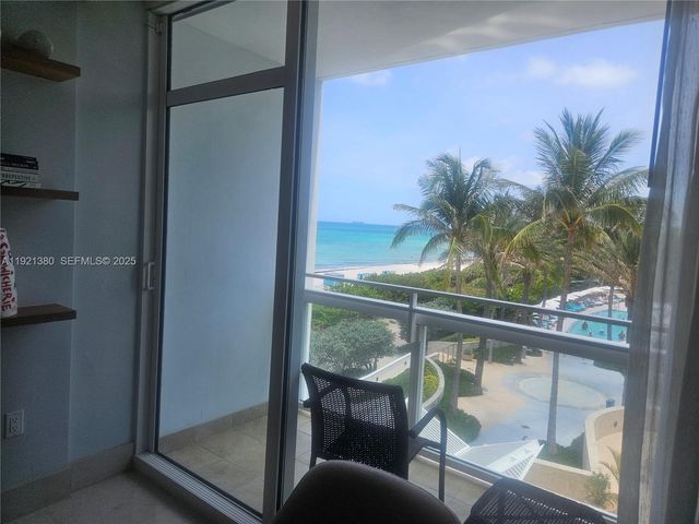 6801 Collins Avenue 320, Miami Beach, FL 33141