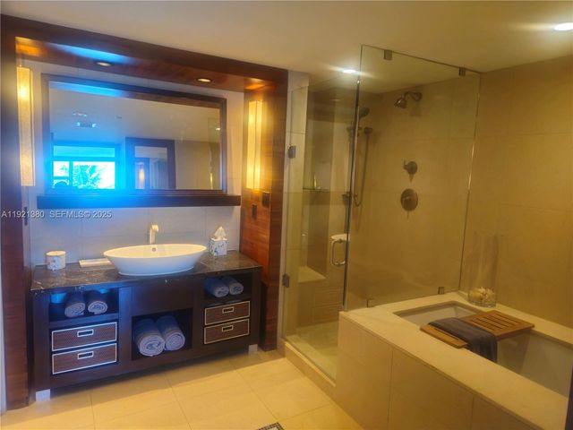 6801 Collins Avenue 320, Miami Beach, FL 33141
