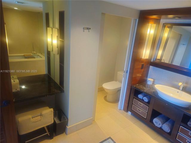 6801 Collins Avenue 320, Miami Beach, FL 33141