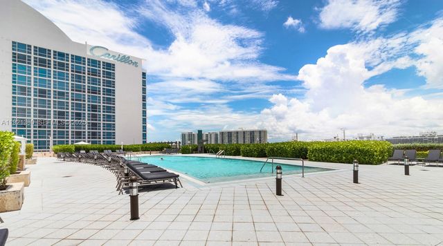 6801 Collins Avenue 320, Miami Beach, FL 33141