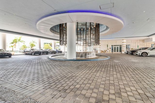 6801 Collins Avenue 320, Miami Beach, FL 33141