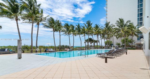 6801 Collins Avenue 320, Miami Beach, FL 33141
