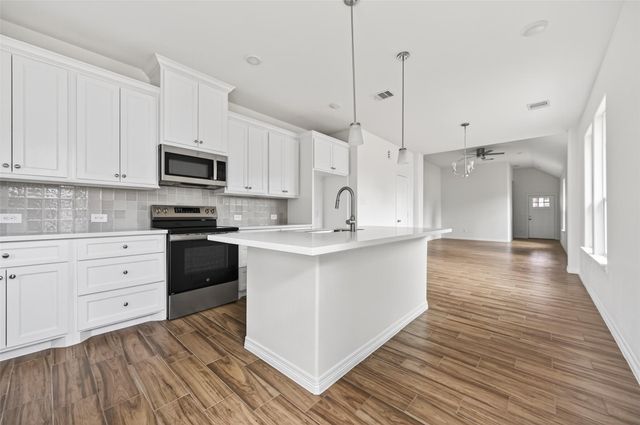 24644 Cavan Street, Hempstead, TX 77445